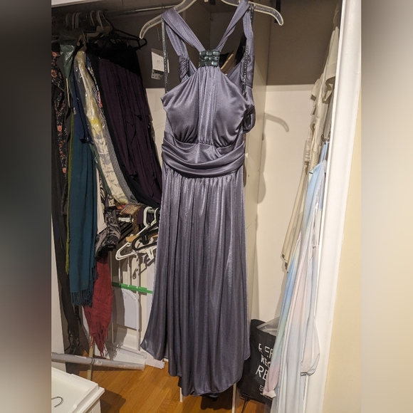 Prom dress with gem accent - Picture 4 of 4